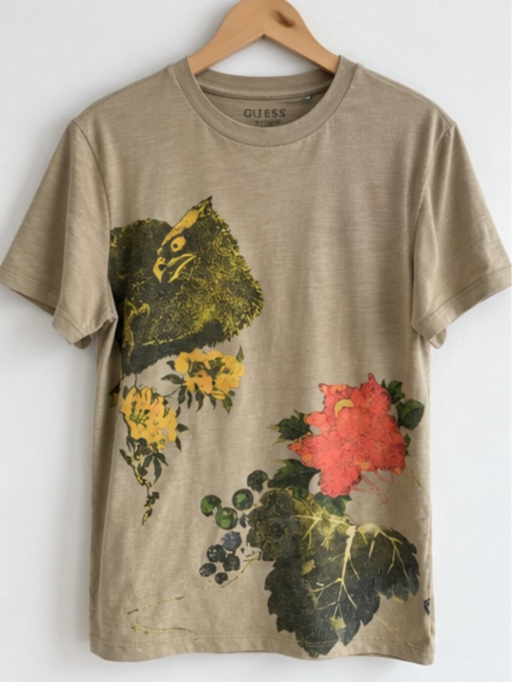 GUESS Crafted Flower Graphic T-Shirt Men’s XL NWT Taupe